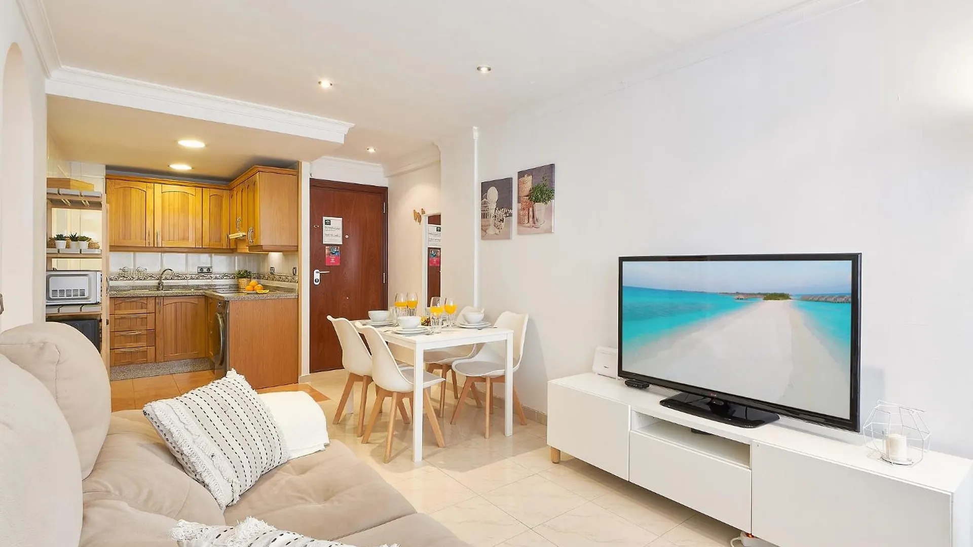 Apartment Alice'S Home Delight Malaga